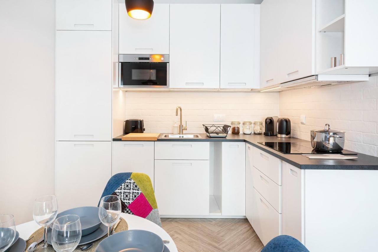 Apartments Rondo Wiatraczna By Noclegi Renters Warsaw Exterior photo